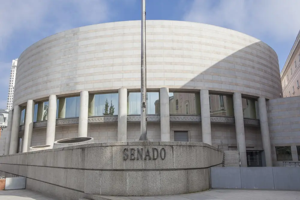 Lee más sobre el artículo Visita el Senado de España el 12-6-2023